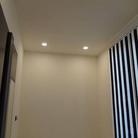 Lovely, Newly Remodeled Apartment In Yerevan! Ngoại thất bức ảnh